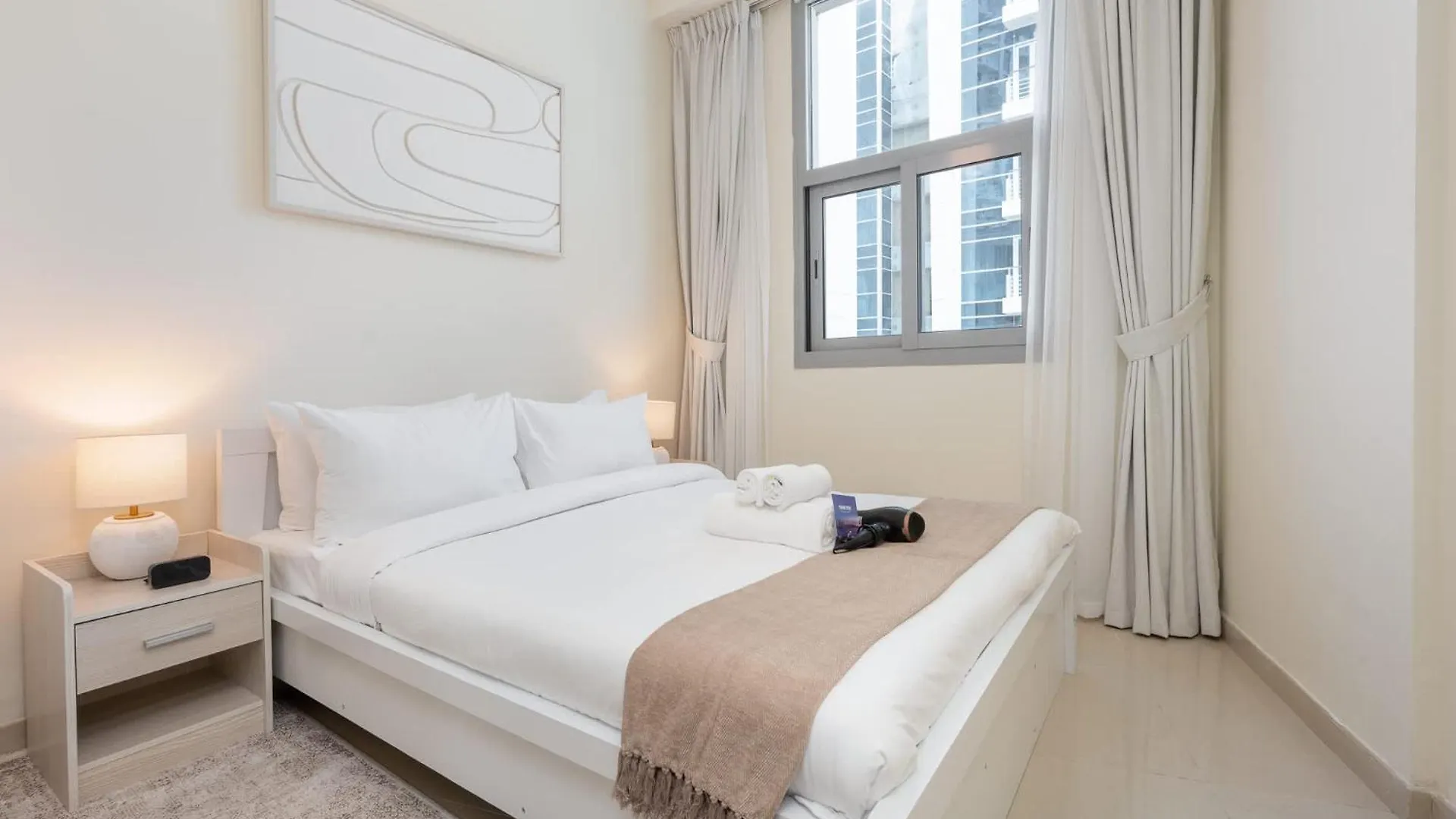 City Center And Cozy 1 Bedroom In Dec Tower 1 Dubai 0*,